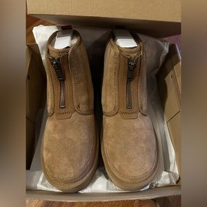 UGG Neumel platform Zipper Boots size 8